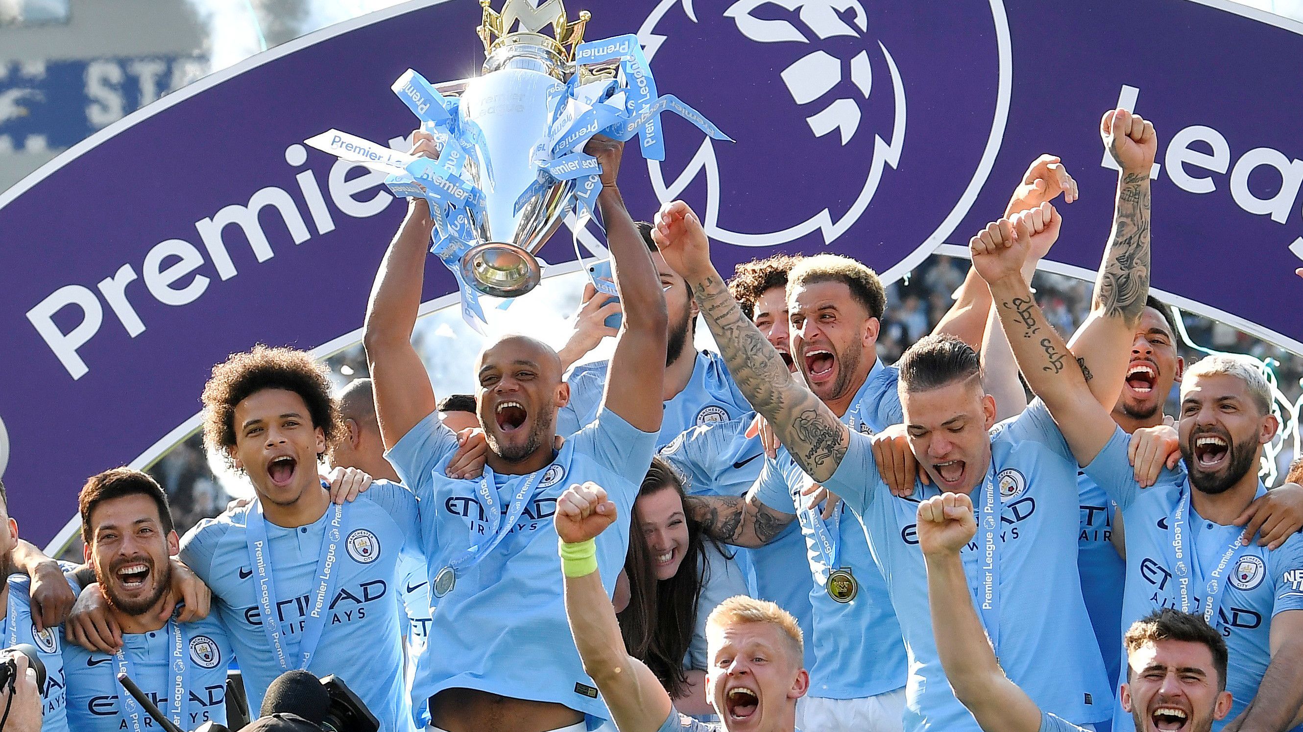 世界杯史话01：世界上第一场国际足球比赛是什么时候打的？（世界杯故事01：首场国际足球赛何时开踢？）