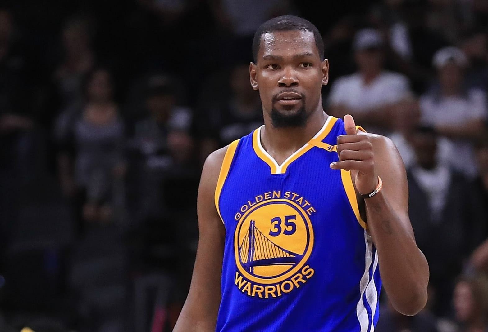 德转列欧洲俱乐部球衣胸前广告年赞助费TOP10：曼城8000万第1（德转发布欧洲俱乐部球衣胸前赞助年费TOP10：曼城以8000万居首）