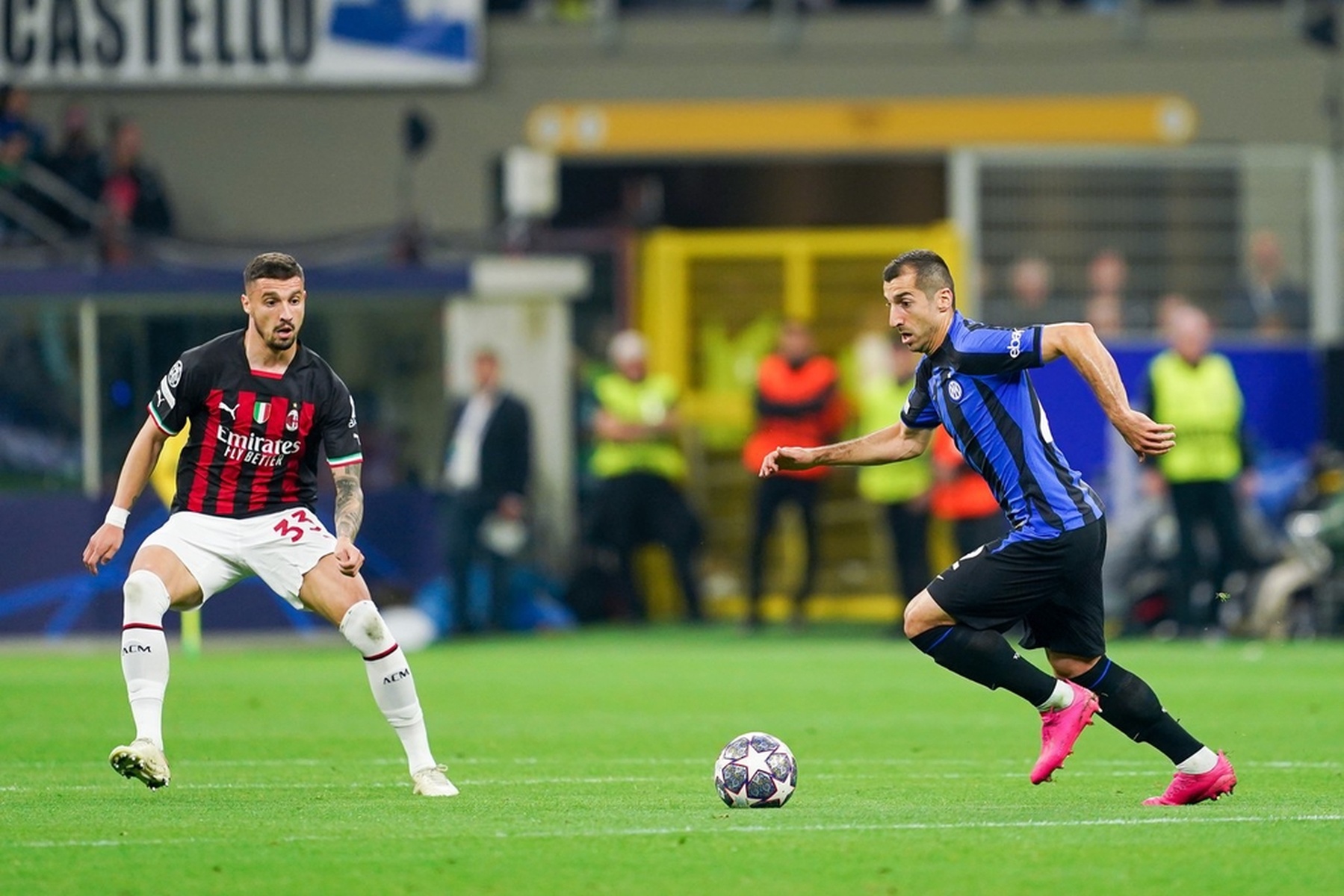 2-0！上海申花爆发，决战日本豪门，取胜=出线，6外援驰援，替海港复仇（申花2-0展现火力，决战日本豪强，赢球即晋级，6外援压阵，替海港雪耻）