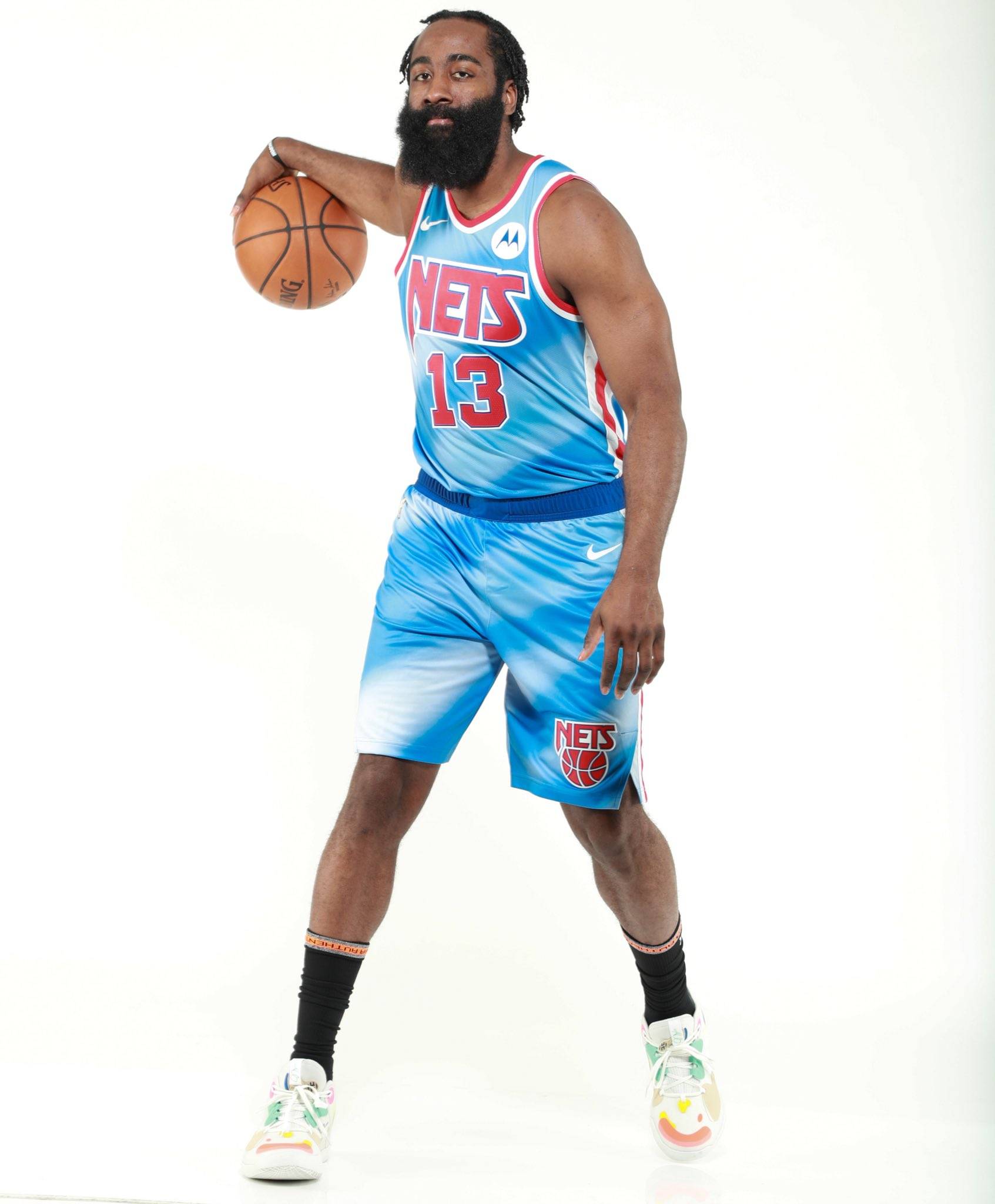 本赛季独行侠有11场比赛分差在个位数以内，排在联盟第二（独行侠本季已有11场分差个位数的比赛，位列联盟第二）