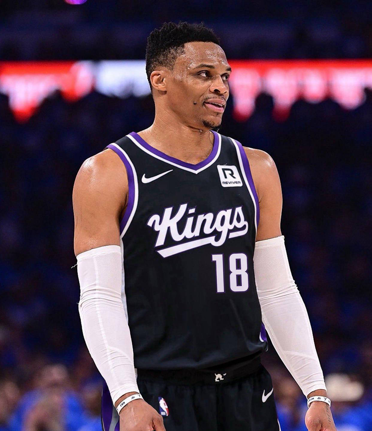 魔术：瓦格纳将接受核磁共振检查，主帅祈祷他伤无大碍（魔术队消息：瓦格纳将接受MRI检查，主帅盼其伤情无碍）